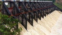 রাতে খুলে দেওয়া হচ্ছে কাপ্তাই বাঁধের সব...